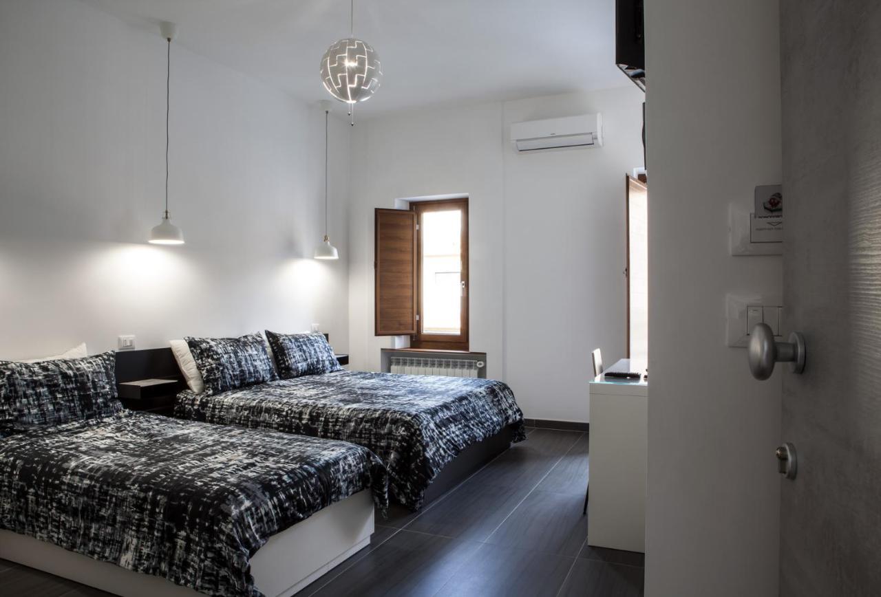 مبيت وإفطار كاستروفيلاري Pomodoro Bed المظهر الخارجي الصورة