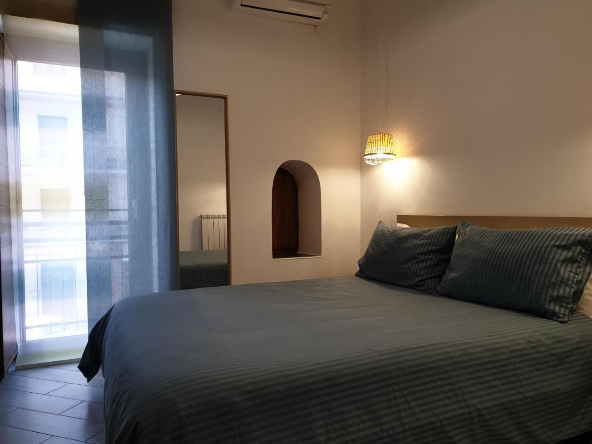 مبيت وإفطار كاستروفيلاري Pomodoro Bed المظهر الخارجي الصورة